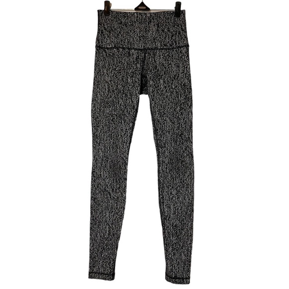 lululemon athletica Pants - Lululemon Wunder Under Leggings size 6
